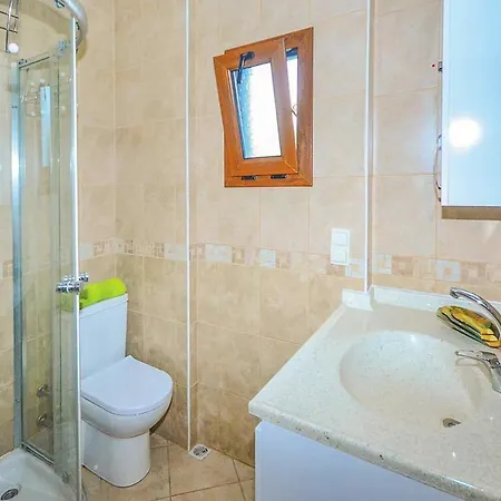 וילה Bora יאליקאבאק